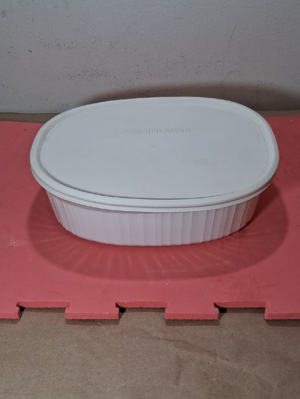 2.8 Liter FRENCH WHITE  Casserole F-2-B W/ New Corningware Lid 8 1/2" x 11" x 3"